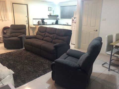 Altona Garden Retreat - Accommodation Rockhampton 2