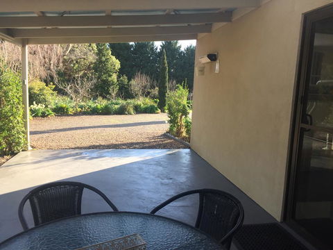 Altona Garden Retreat - Accommodation Rockhampton 1
