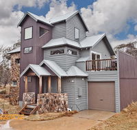 Alyeska - Accommodation Rockhampton