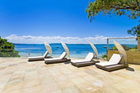 Amarna Luxury Beach Resort - Accommodation Rockhampton 0