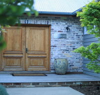 Amaroo - modern luxurious and chic - Accommodation Rockhampton