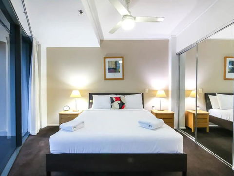 Amazing Brisbane CBD 2 Bedroom Apartment With River Views - Accommodation Rockhampton 2