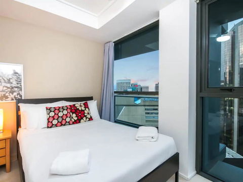 Amazing Brisbane CBD 2 Bedroom Apartment With River Views - Accommodation Rockhampton 3
