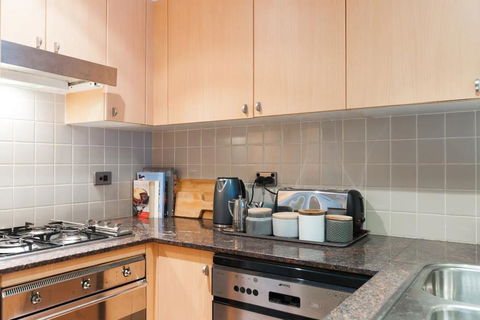 Amazing Studio With Pool In Central Sydney - Accommodation Rockhampton 2