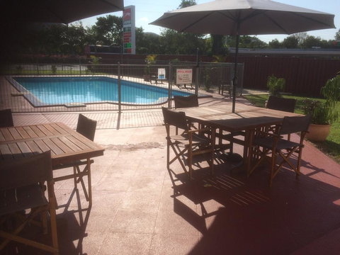 Ambassador Motel - Accommodation Rockhampton 2