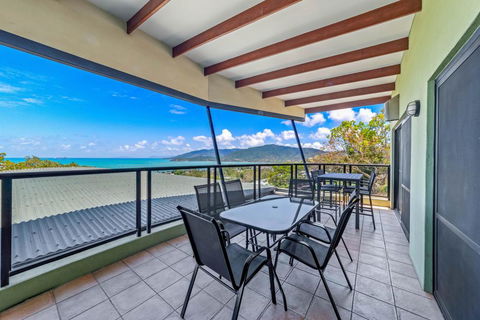 Ambience Of Airlie - Airlie Beach - Accommodation Rockhampton 1