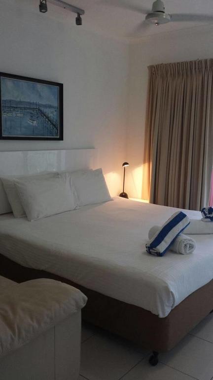AmphoraStudioPalmCove - Accommodation Rockhampton 3