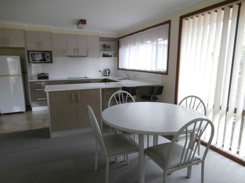 Anchorbell Holiday Apartments - Accommodation Rockhampton 1