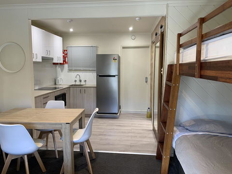 Aneeki Ski Lodge - Accommodation Rockhampton 3