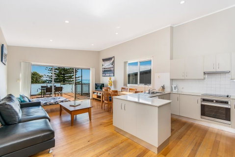 Angourie Blue Unit 2 - Accommodation Rockhampton 2