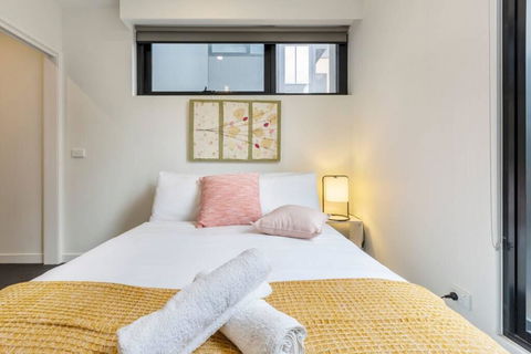 Apartment On BOURKE St - HEART Of Melbourne CBD. - Accommodation Rockhampton 1