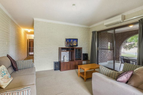 Apollo Unit 11 - Accommodation Rockhampton 1