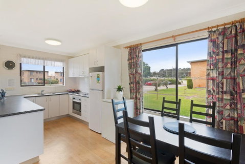 Apollo Unit 17 - Accommodation Rockhampton 3