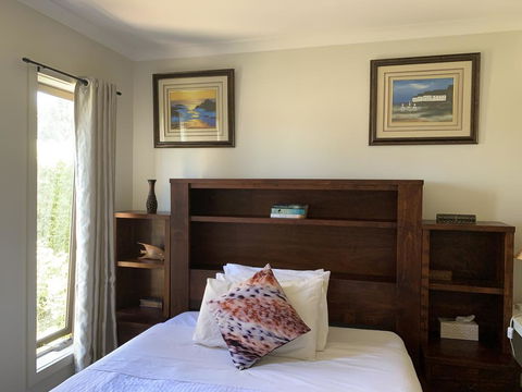 Apple House - Accommodation Rockhampton 1