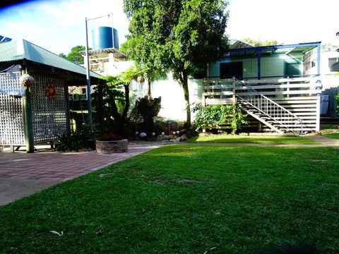 Apurla Island Retreat - Accommodation Rockhampton 0