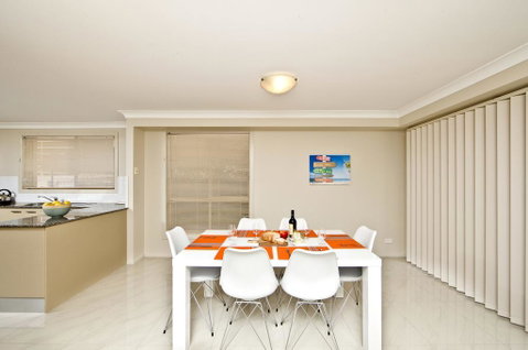 Aqua Lagoon - Great Family Beach Getaway - Accommodation Rockhampton 3