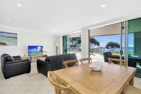 Aqua Solai Unit 1 - Accommodation Rockhampton 2