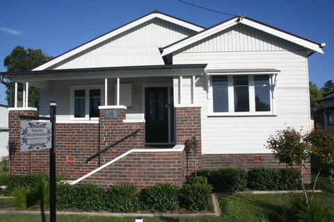 Armidale Executive Accommodation - City Centre - Accommodation Rockhampton 1