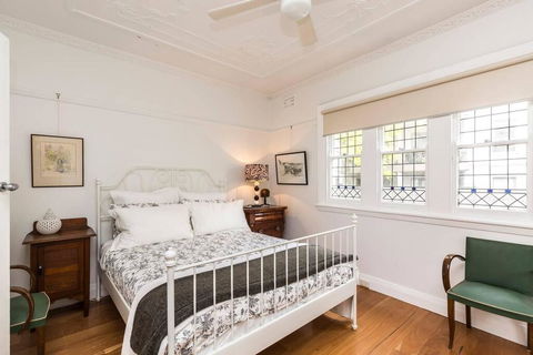Art Deco 2 Bed Sydney/Darlinghurst Gem - Accommodation Rockhampton 0