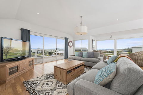 Art House - Accommodation Rockhampton 3