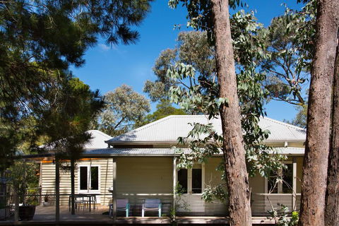 Ashling - Accommodation Rockhampton 0