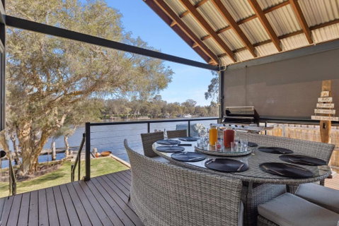 Luxury Riverside Escape With Private Jetty On The Murray River - Accommodation Rockhampton 2