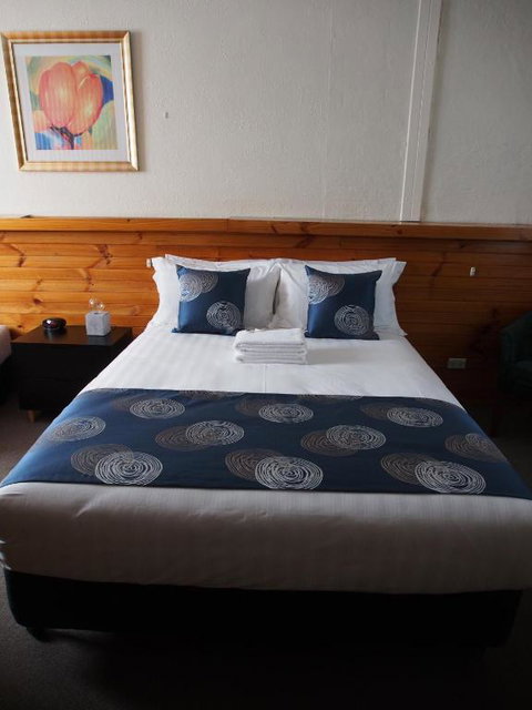 Majestic Motel - Accommodation Rockhampton 3