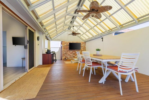 Manning Private Escape By Swan Bnb Management - Accommodation Rockhampton 0