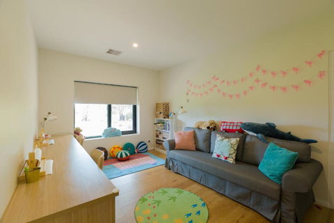 Mattner House Family Vacation Resort - Accommodation Rockhampton 0