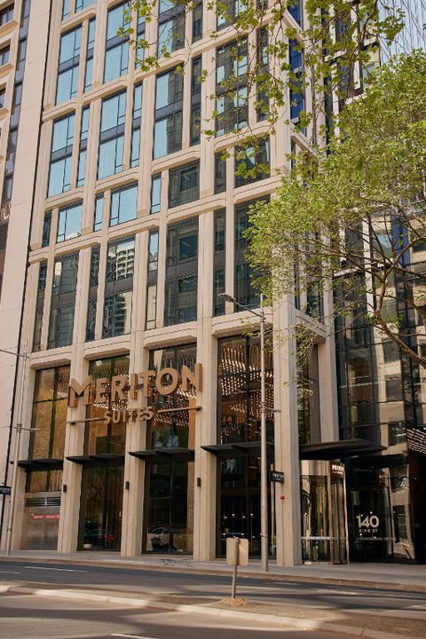 Meriton Suites Melbourne - Accommodation Rockhampton 1