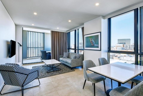 Meriton Suites Liverpool - Accommodation Rockhampton 1