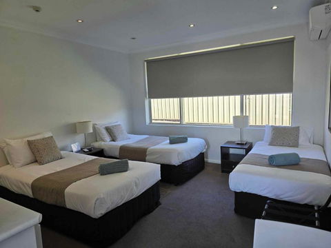 Merivale Motel - Accommodation Rockhampton 1