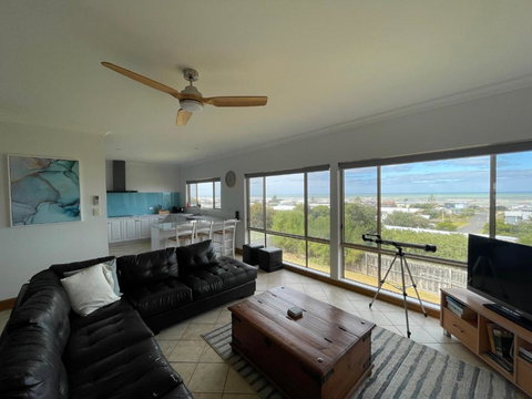 Middleton Sands - Accommodation Rockhampton 0