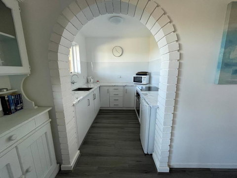 Middleton Sands - Accommodation Rockhampton 2