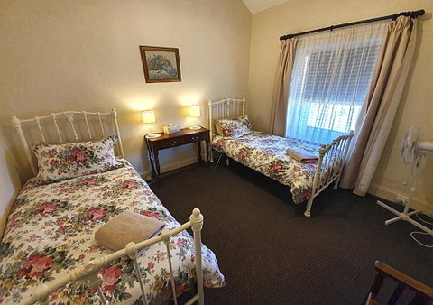 Miss Mabel Cottage - Accommodation Rockhampton 2