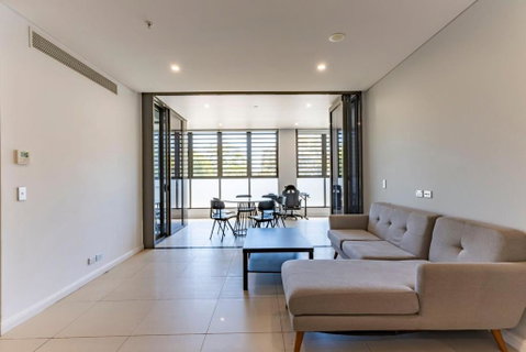 Modern 2B With Loft Bed Parking Central Mascot - Accommodation Rockhampton 0