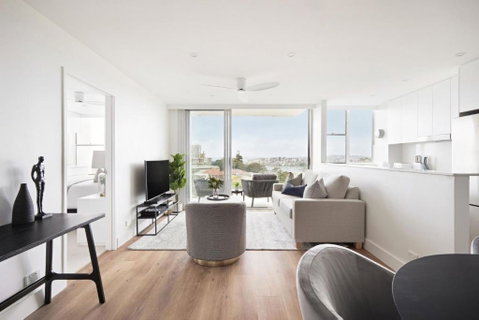 Modern Glamour I90 - Accommodation Rockhampton 0