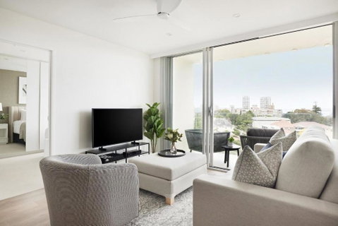 Modern Glamour I90 - Accommodation Rockhampton 1