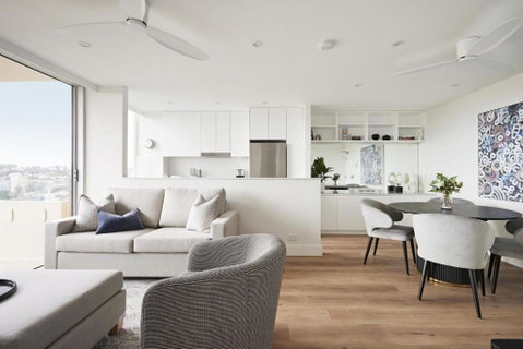 Modern Glamour I90 - Accommodation Rockhampton 3