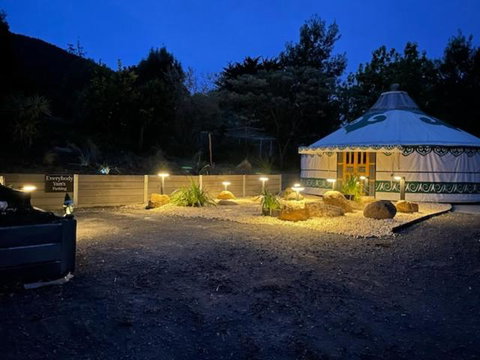 Mongolian Crafted Yurt With Private Spa And Spectacular Views - Accommodation Rockhampton 1