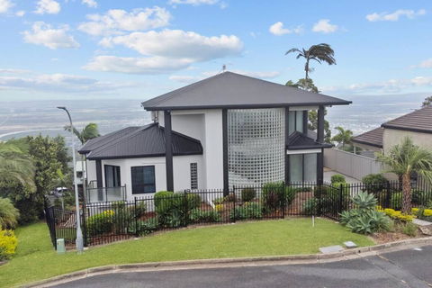 Mount Archer Manor - Accommodation Rockhampton 2