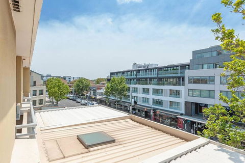 MP303 - Studio Apartment, Military Road, Cremorne - Accommodation Rockhampton 1
