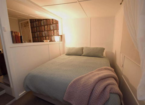 Mt Lyll (Back Cabin)@Lettes Bay - Accommodation Rockhampton 3