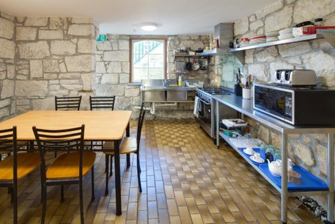Neutral Bay Lodge - Accommodation Rockhampton 2