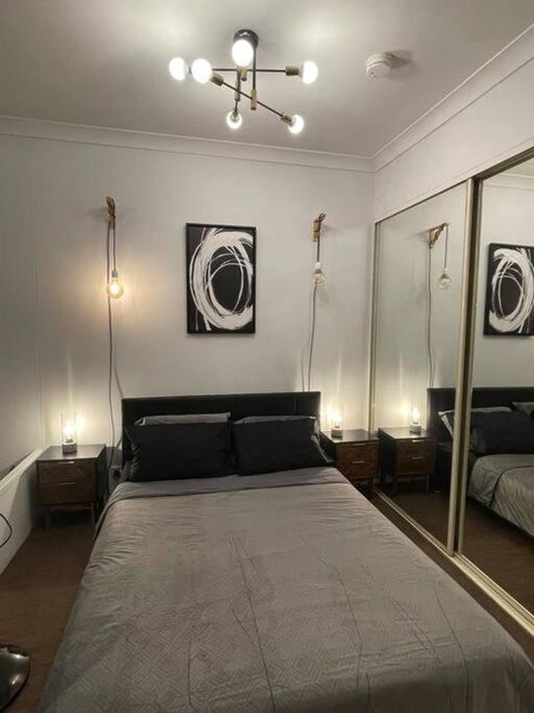 Neutral Bay Studio - Accommodation Rockhampton 1