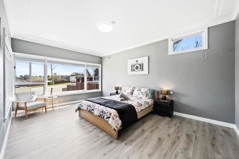 New 2 Bedroom House 500m To Mall With Free Parking - Accommodation Rockhampton 0