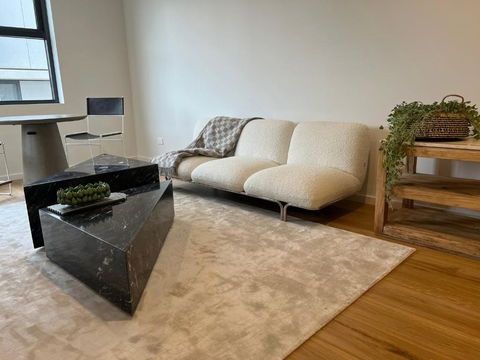 NEW BOUTIQUE 1bd Apt - Accommodation Rockhampton 2