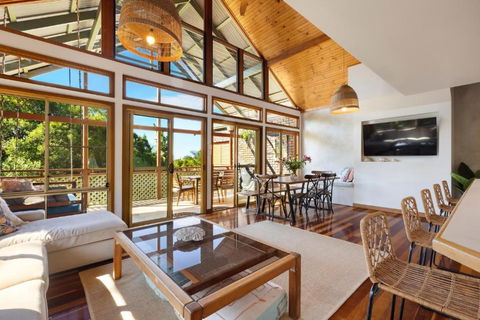 NEW Luxury Angourie Villa! Dream Location, WiFi ++ - Accommodation Rockhampton 0