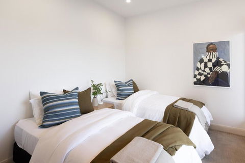 NEW Pleasant View Stays TORQUAY - Accommodation Rockhampton 2
