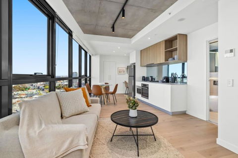 NEW Sensational Southbank Lux - Accommodation Rockhampton 2